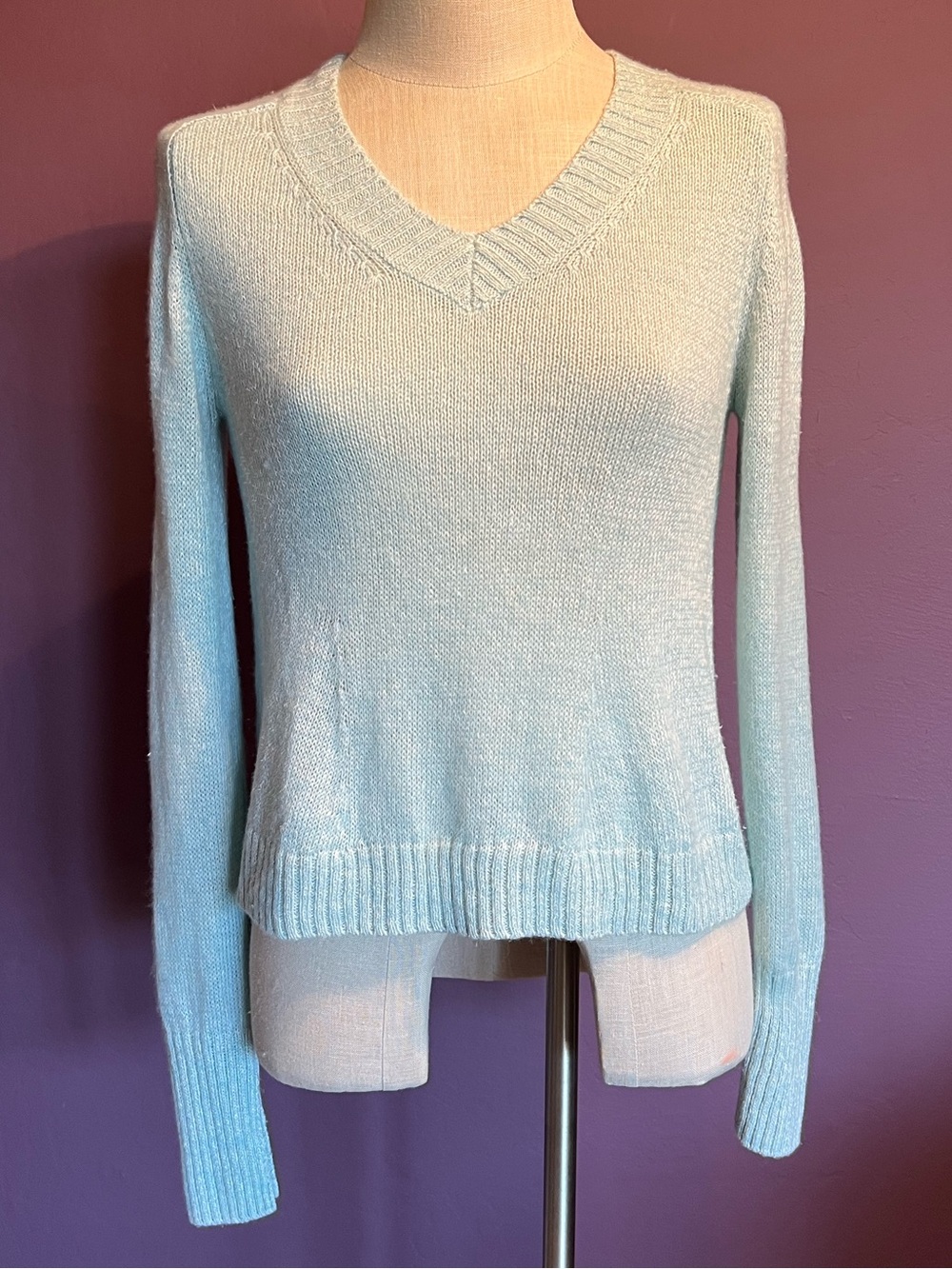 🩵Margaret O'Leary Ice Blue V-Neck Pullover Sweater